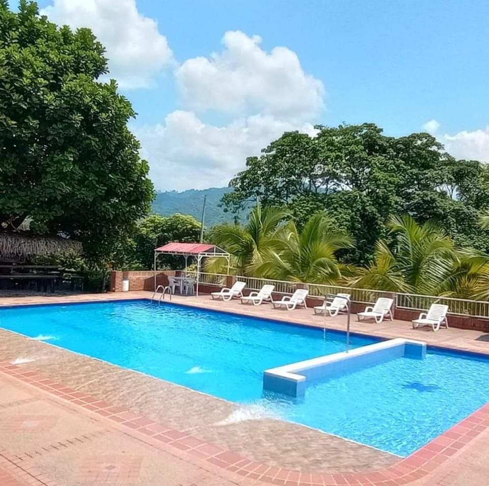 Loma Linda Hotel De Naturaleza La Mesa  Zewnętrze zdjęcie